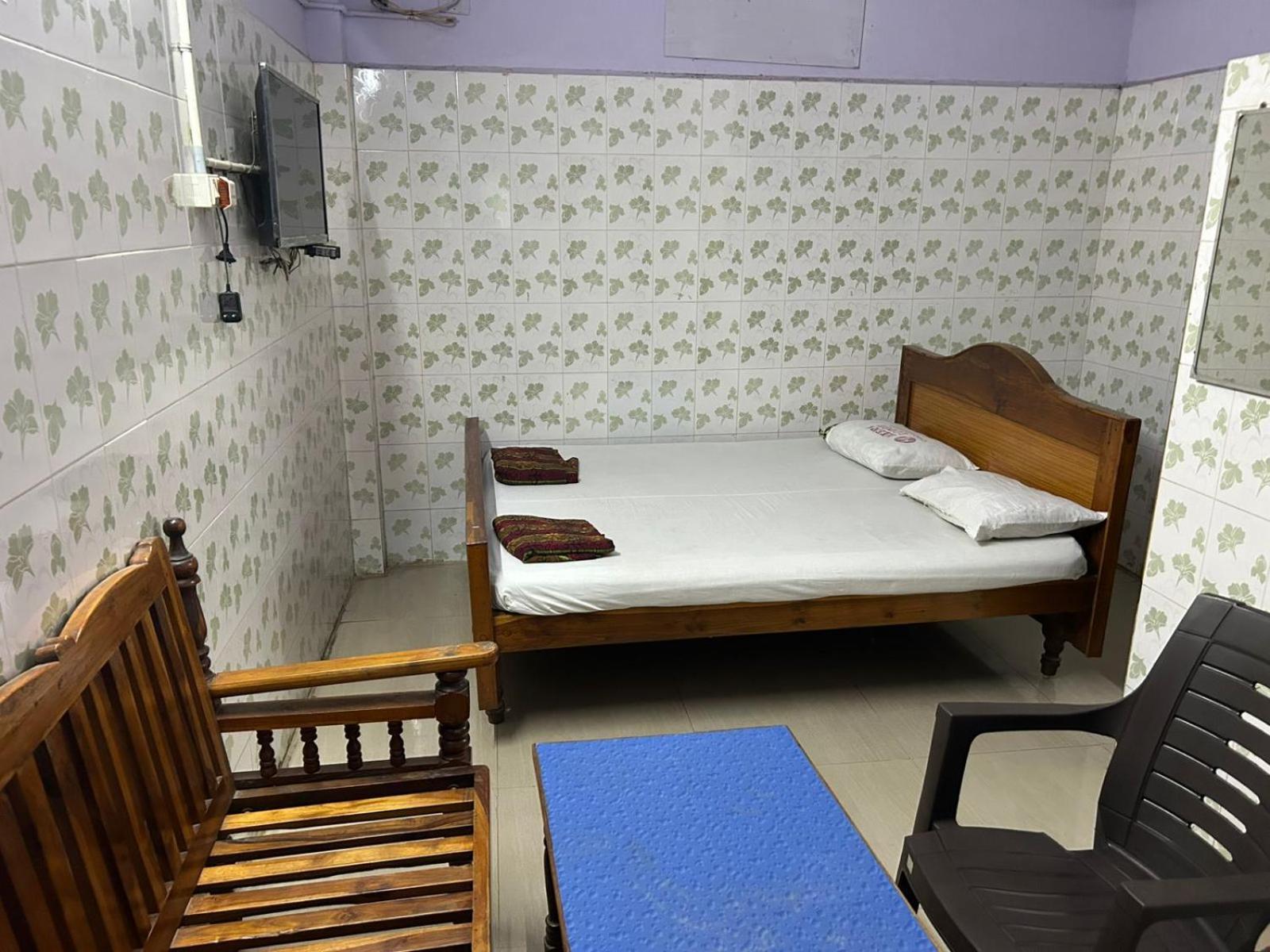 Meera Lodge Chidambaram Ngoại thất bức ảnh